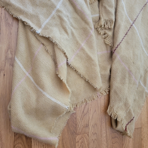 NEW H by Halston Soft Waterfall Poncho - Picture 2 of 7